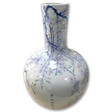 郭慧庆《清香雅韵》瓷瓶