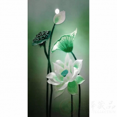 何建英苏绣《荷塘》